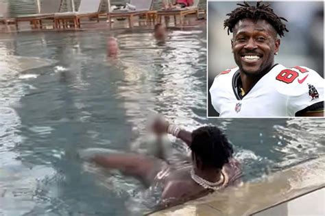 antonio brown dick twitter|WATCH: Video footage shows Antonio Brown exposing himself,。